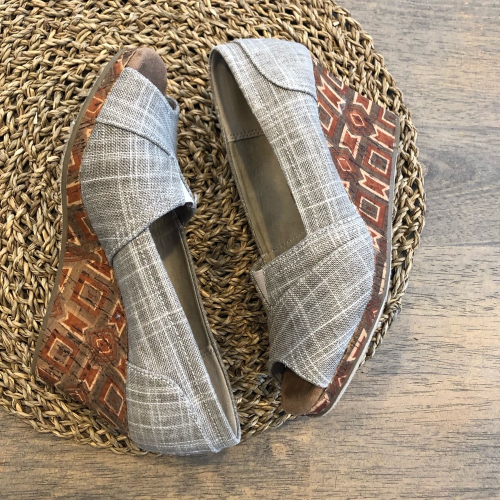Toms Gray and Brown Wedges - Picture 6 of 6